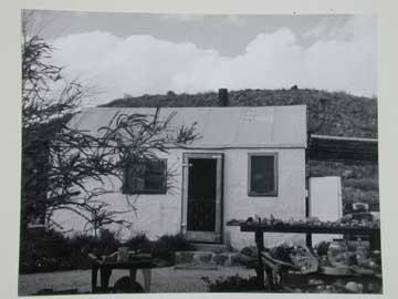 cabin1.jpg